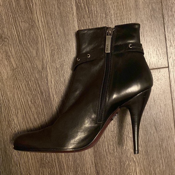 Versus Versace Leather Booties NEW - Picture 5 of 13